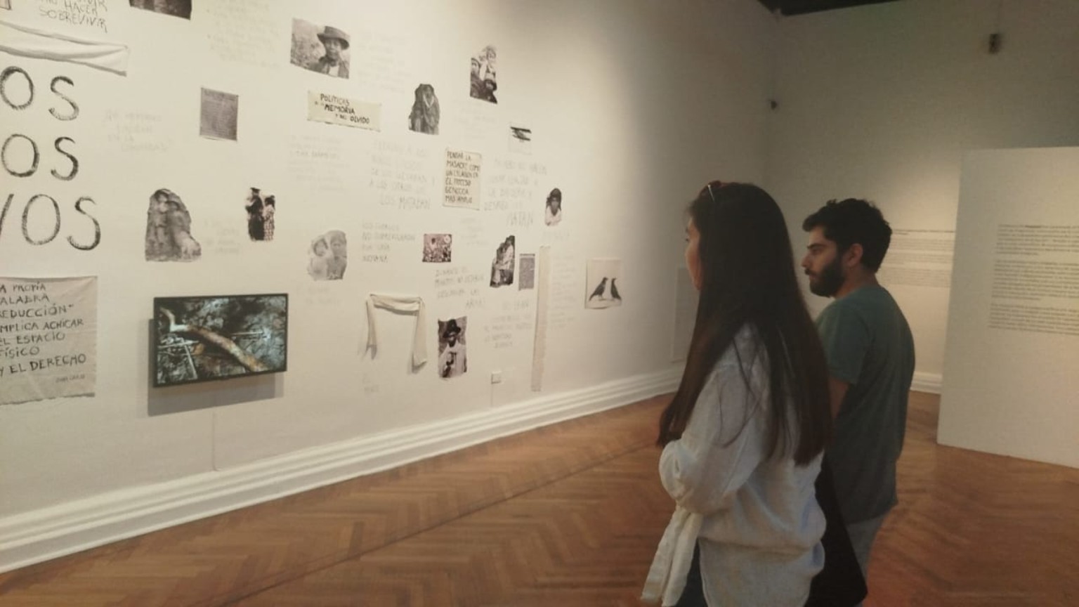 Participantes de Exploración de Nuevos Mundos en una visita